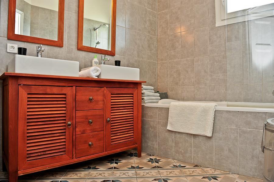 Appartement Les Hortensias أفينيون الغرفة الصورة